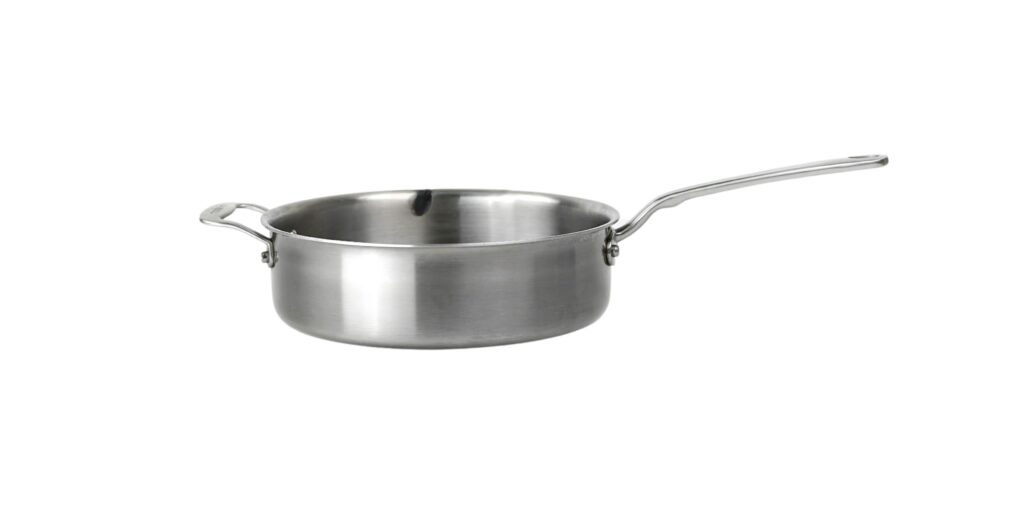 A photo of a saute pan